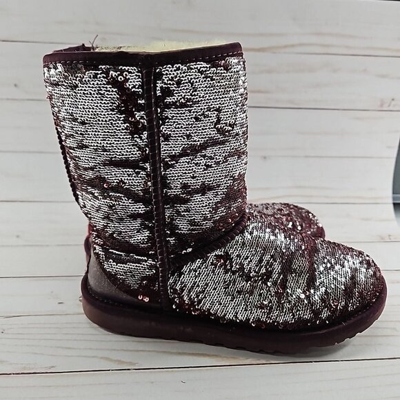 UGG Sparkling Sequins Burgundy Silver Grey Classic Short Boots Size 6 SN 1002978 - Picture 5 of 12